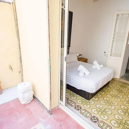 Collection - St Ursula شقة فاليتا