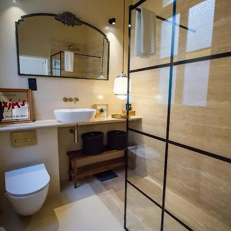 Collection - St Ursula Apartment *