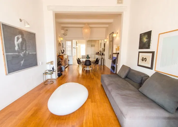 Collection - St Ursula Appartement